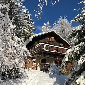 Le Doux Si, Large Self-contained Chalet